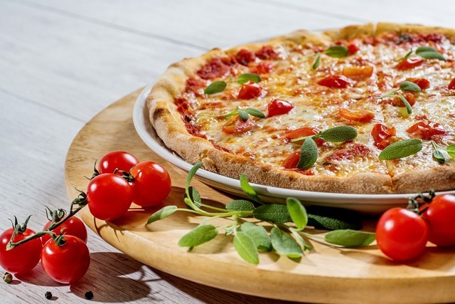 PIZZA